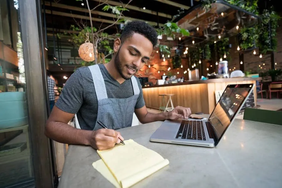 restaurant person doing website design